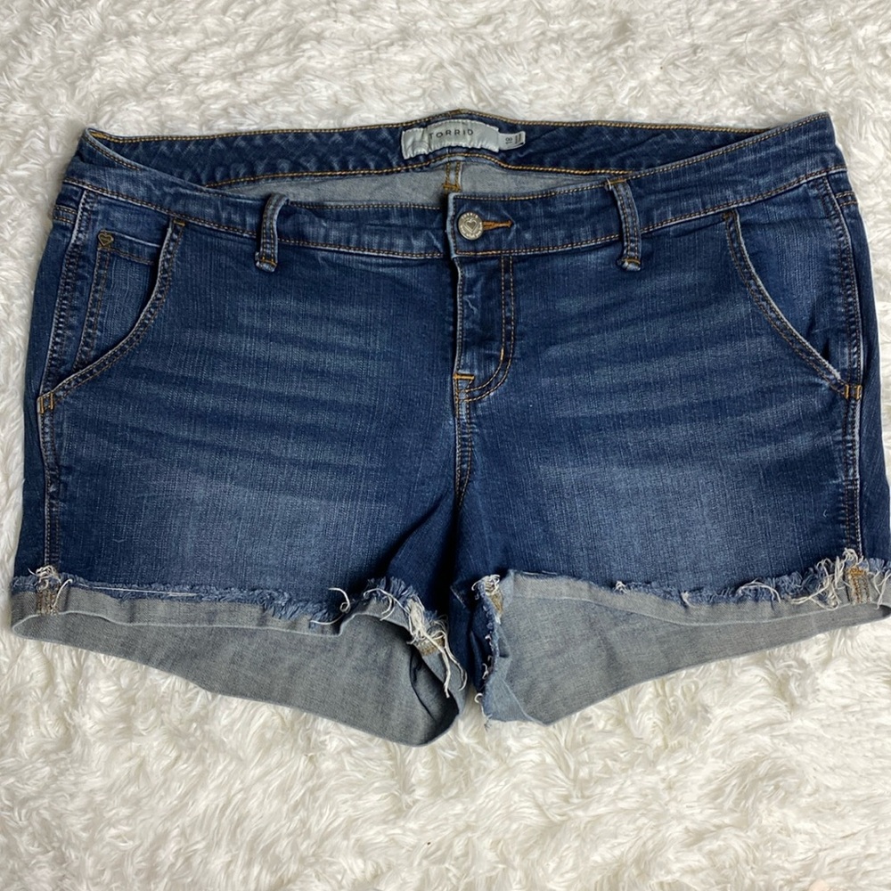 Torrid Denim Jean Cut Off Daisy Duke High Rise Shorts 18